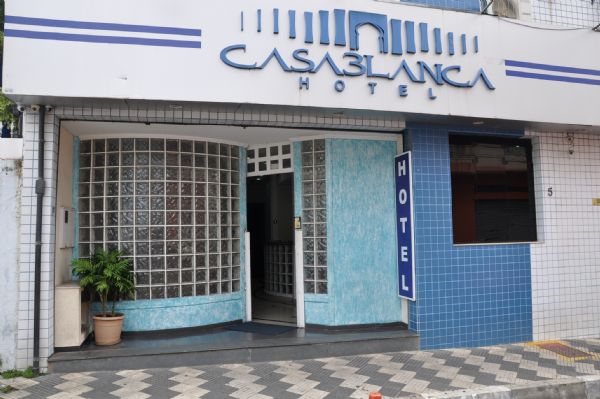 No centro de Osasco. O Hotel irá impressioná-lo com funcionários de alta qualidade e dedicação, preparados para atender agradavelmente sua estada.